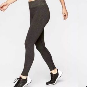 Athleta Seamless Black Rose gold metallic leggings Size Medium